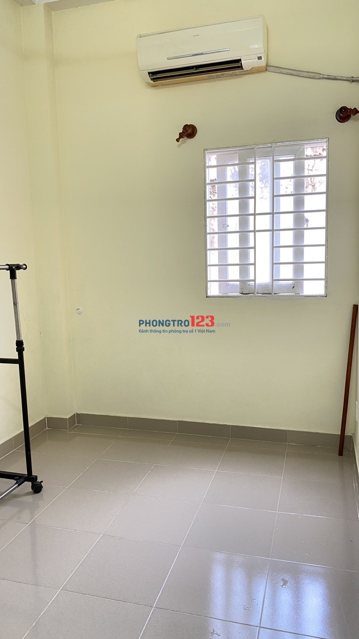 Quận 10, cho thuê phòng 1 người ở, máy lạnh, toilet riêng, khu an ninh yên tĩnh, thoáng mát, sạch sẽ