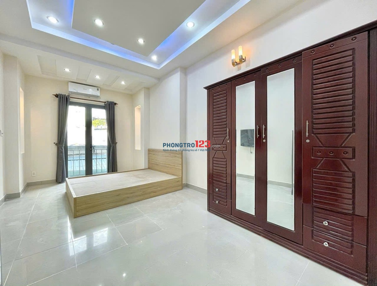 Cho Thuê Phòng Bình Thạnh, Ban công, Máy Giặt Riêng giá chỉ 5trX gần Văn Lang, HVCB