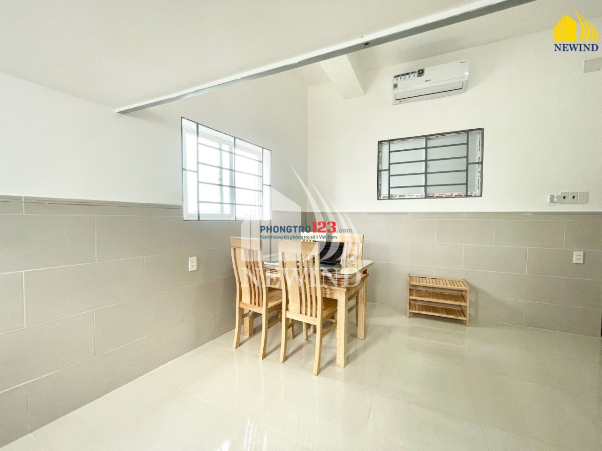 CĂN HỘ GÁC CAO CỬA SỔ THOÁNG GẦN CRESCENT MALL, KHU CHẾ XUẤT QUẬN 7