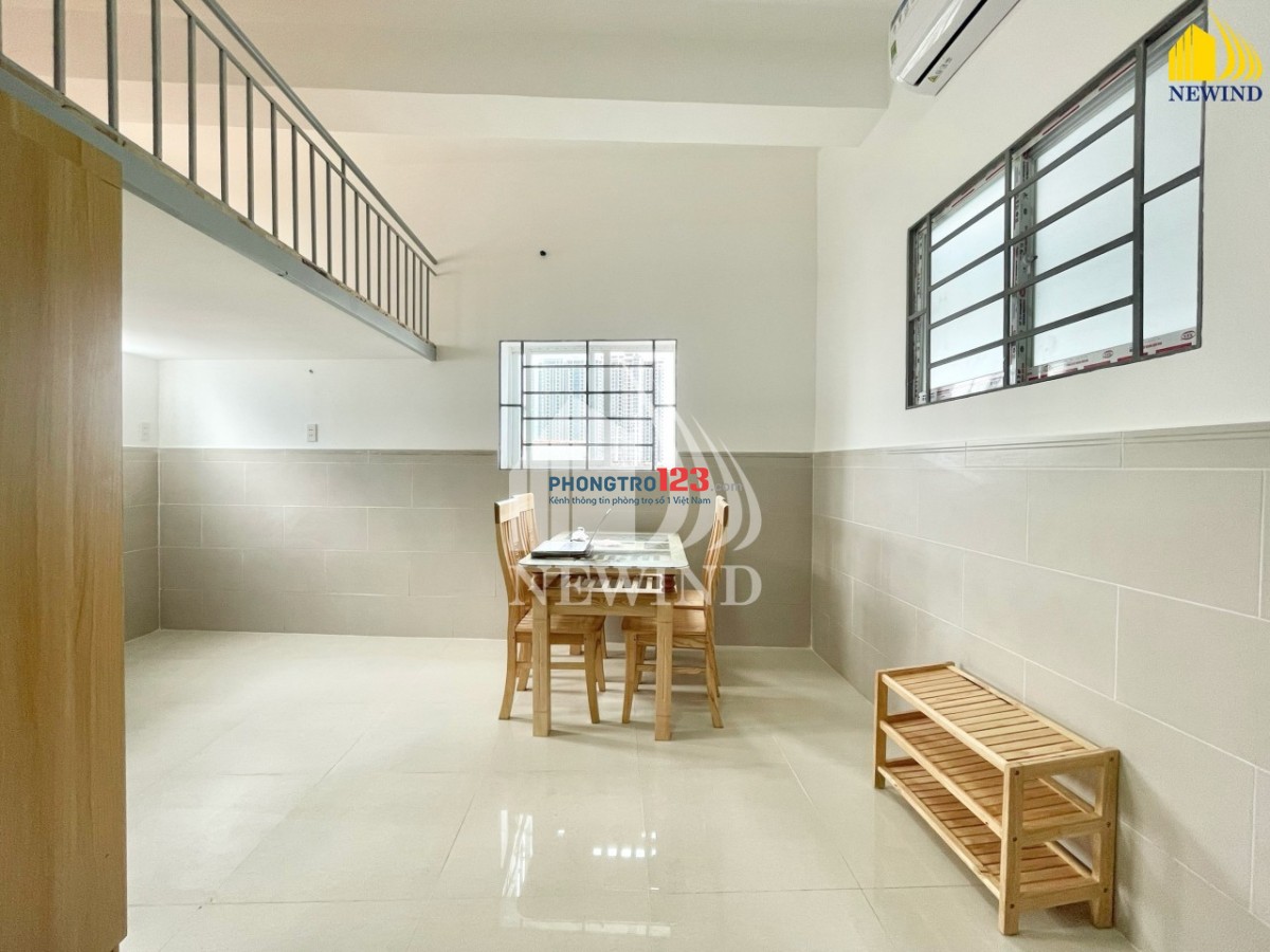 CĂN HỘ GÁC CAO CỬA SỔ THOÁNG GẦN CRESCENT MALL, KHU CHẾ XUẤT QUẬN 7