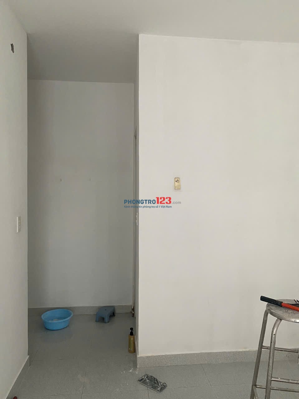 PHÒNG CẠNH SIÊU THỊ EMART PHAN HUY ÍCH KHÔNG CHUNG CHỦ