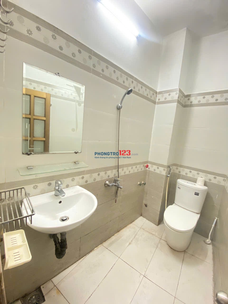Phòng trệt có gác – gần Chợ Tân Quy, ĐH Tôn Đức Thắng, RMIT, Lotte Mart,...