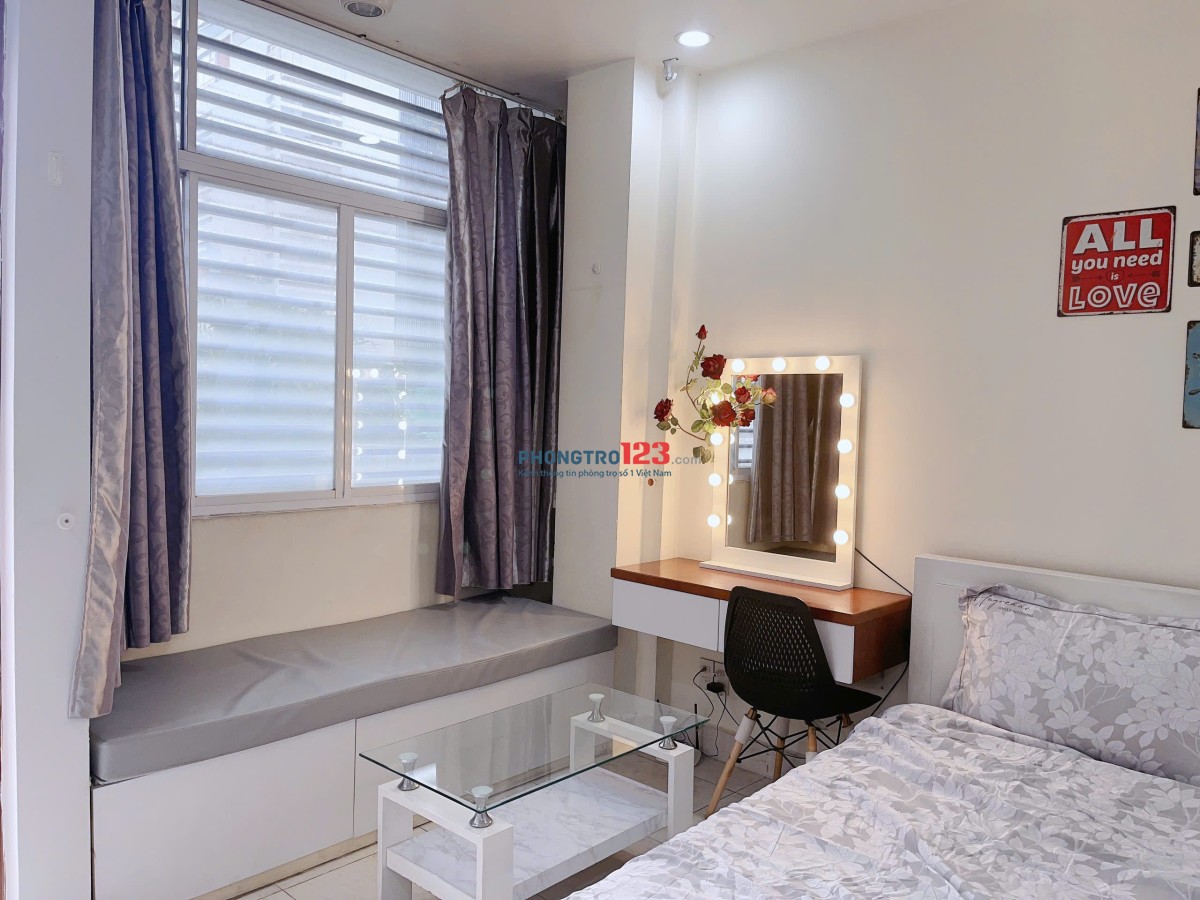 1PN ban công ngay Võ Thị Sáu - Trương Quyền gần CV Lê Văn Tám, nhà thờ Tân Định Quận 3 giáp Quận 1