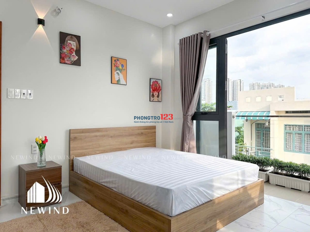  Studio ban công đầy đủ nội thất ngay Hoàng Hoa Thám, Etown Cộng Hoà