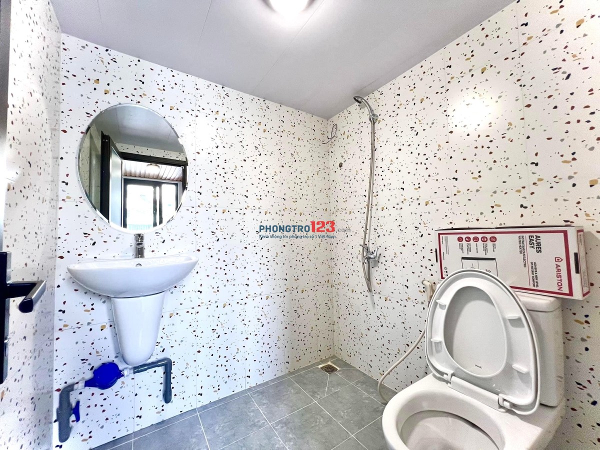 Phòng Có Gác Gía Tốt - Ban Công - Ở Được 4NG Full Nội Thất Ngay Ngã Tư Bảy Hiền - Trường Chinh