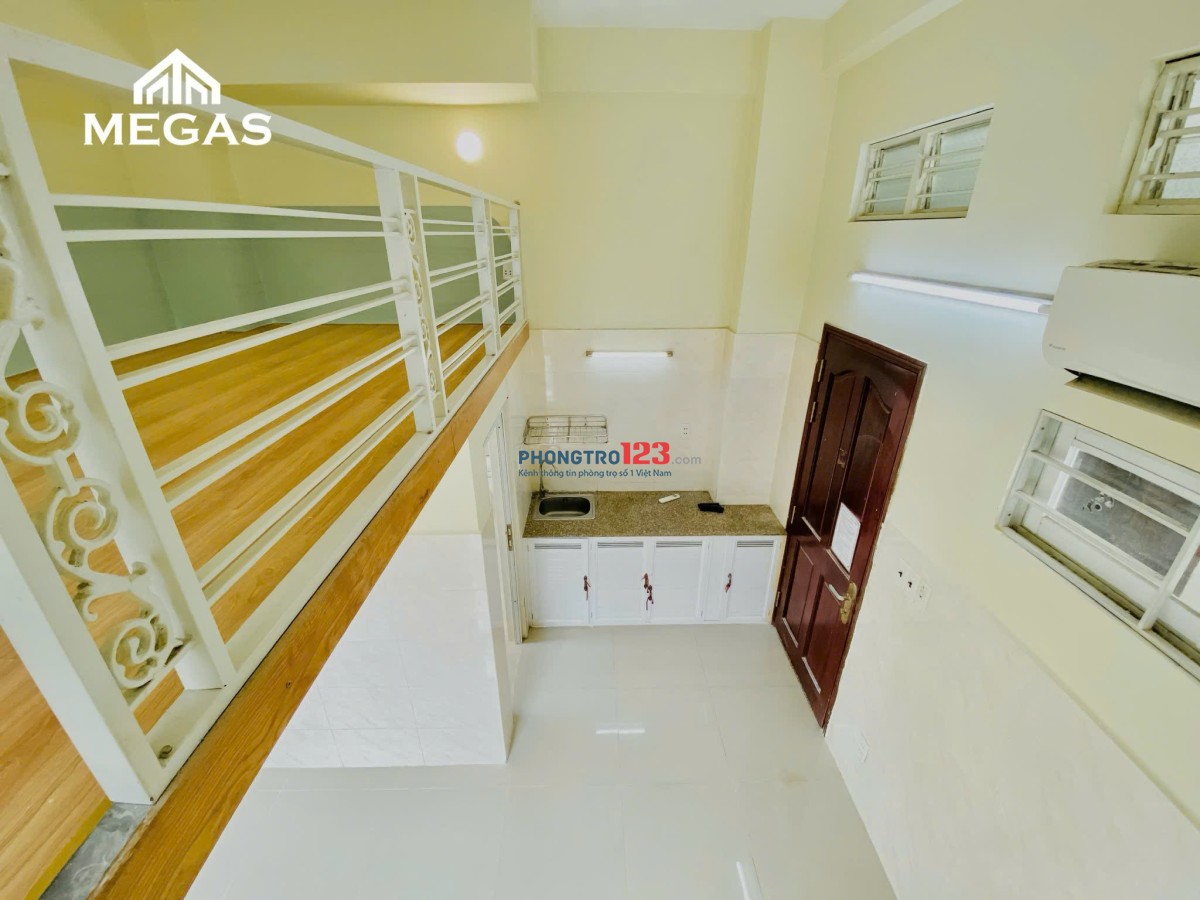 PHÒNG GÁC CAO 40M2 CHỢ TÂN QUY - 2 CỬA SỔ MẶT TIỀN, 4NG THOẢI MÁI