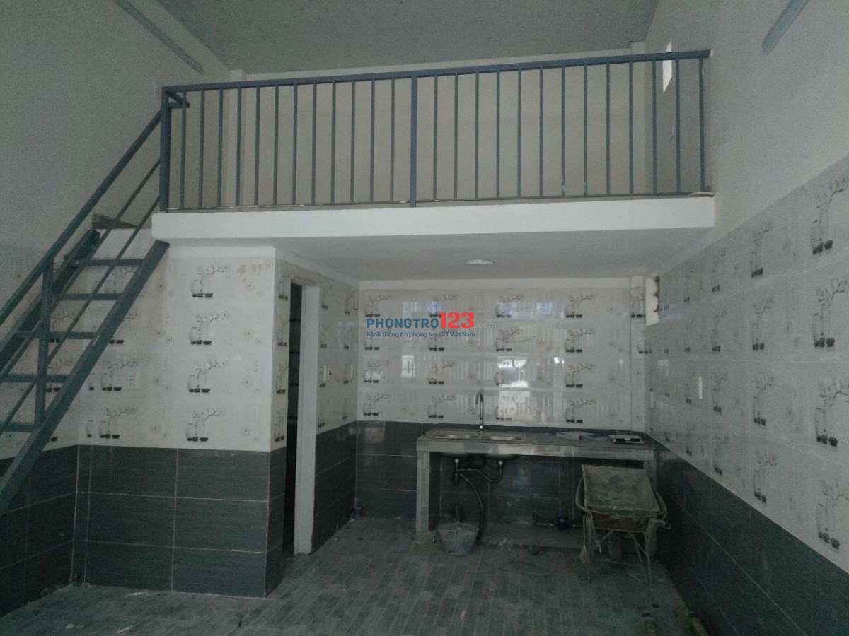 NHÀ RỘNG RÃI THOÁNG MÁT CÓ ĐIỀU HÒA , DÂN CƯ AN TOÀN , GẦN TRƯỜNG HỌC , BỆNH VIỆN ...