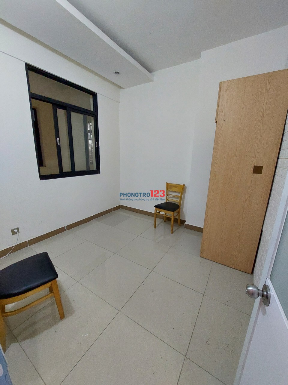 P 2.5tr còn 2.1 tr full nội thất, gần Phú Mỹ Hưng, an ninh 24/7, tiện nghi, chỉ sách vali vào ở