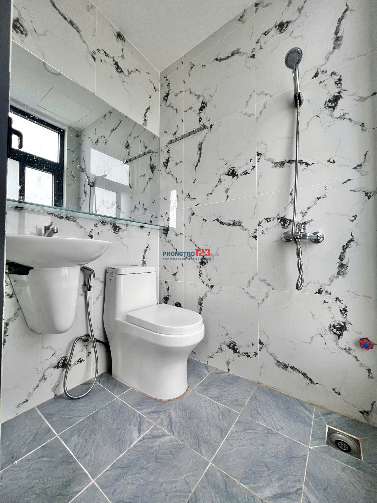 NHÀ MỚI XÂY NỘI THẤT MỚI, GẦN KHU CHẾ XUẤT, BỆNH VIỆN QUẬN 7