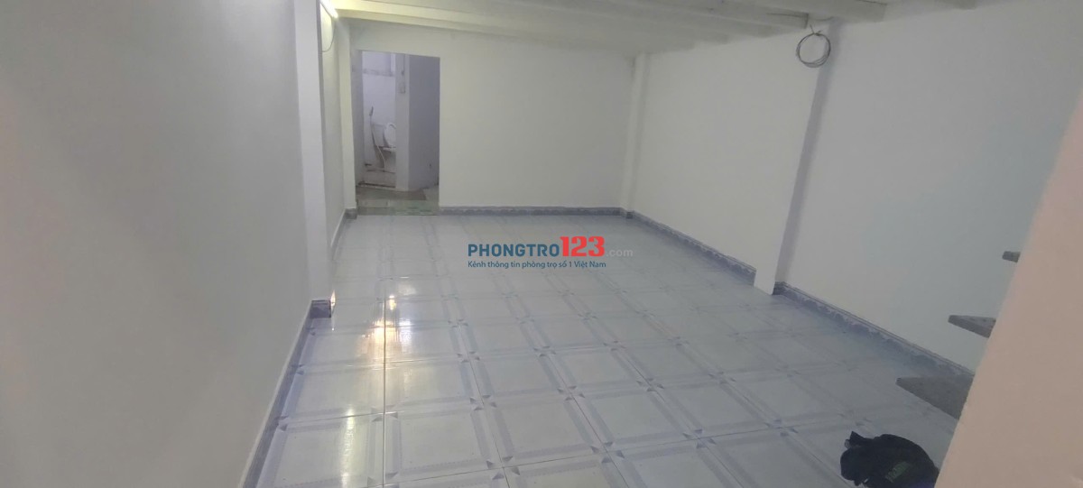 Chỉ 10tr, Cọc 1 tháng, MT đường số Phạm Hùng P4, Q8. DTSD: 130m2, 2PN, Gần chợ
