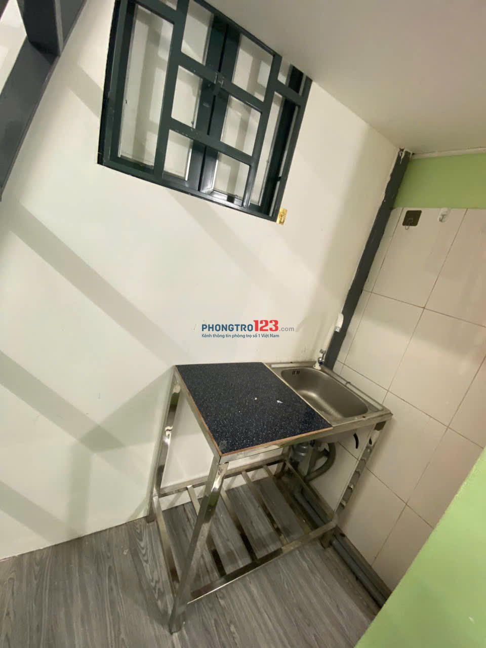 PHÒNG TRỌ CHỢ BÀ HOA CÓ GÁC GIÁ RẺ