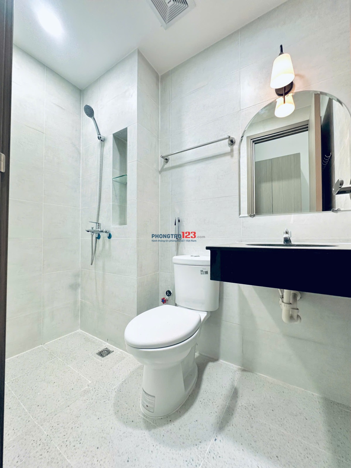 Chính chủ cho thuê phòng 6 triệu, 35m2 tại Bùi Đình Túy