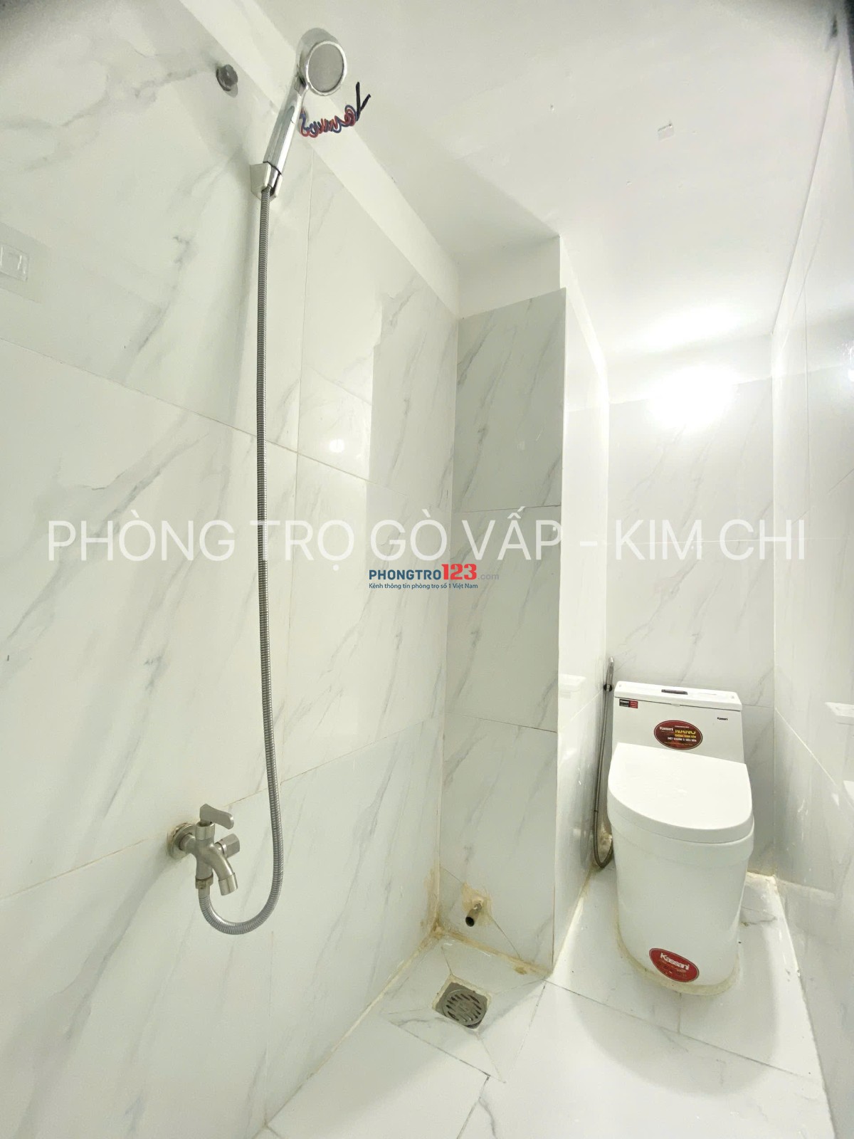 Phòng trống, giá rẻ, gác cao, rộng tại Dương Quảng Hàm