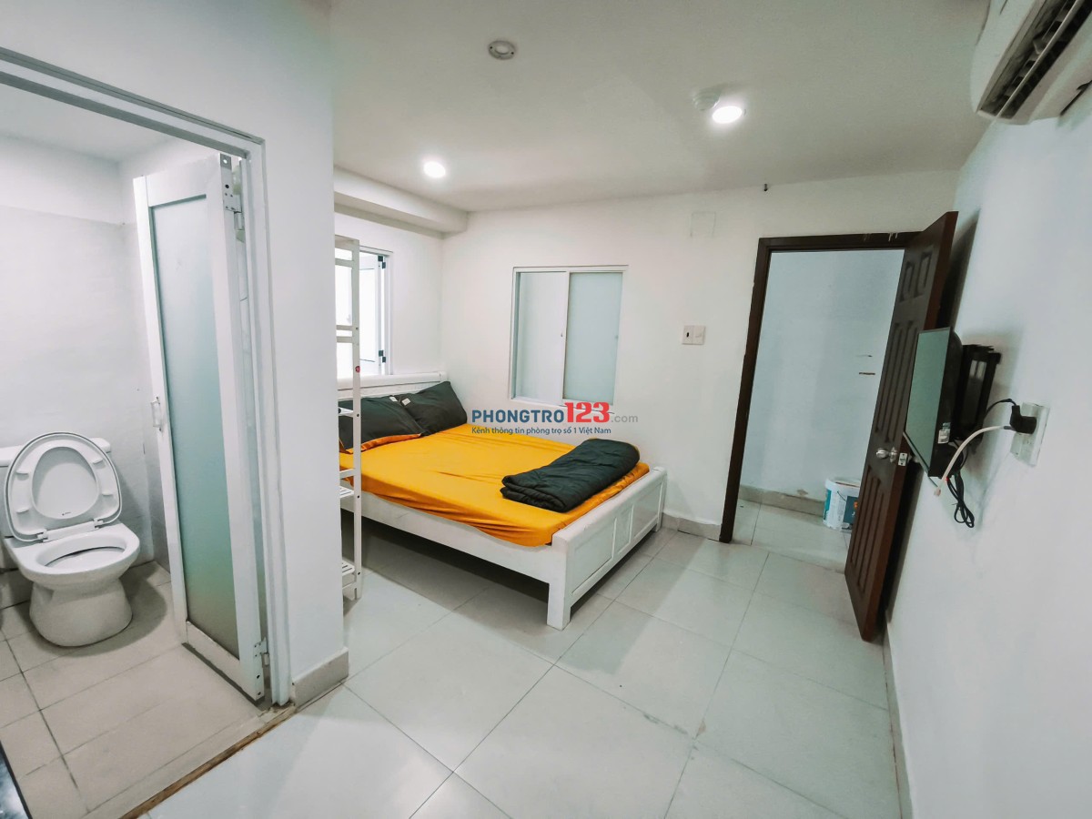 Phòng 16m2 - 4,3tr, kệ bếp, cửa sổ, full tiện nghi, tự do 24/24, thang máy, Q. Bình Thạnh
