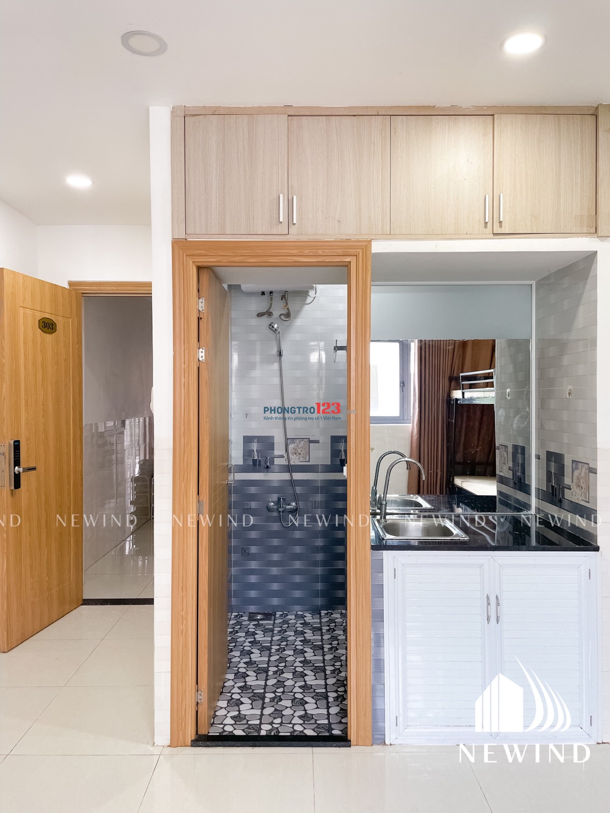 Phòng trọ cho sinh viên - ở được 4 người- 35m2- đối diện ĐH TĐT- Q7