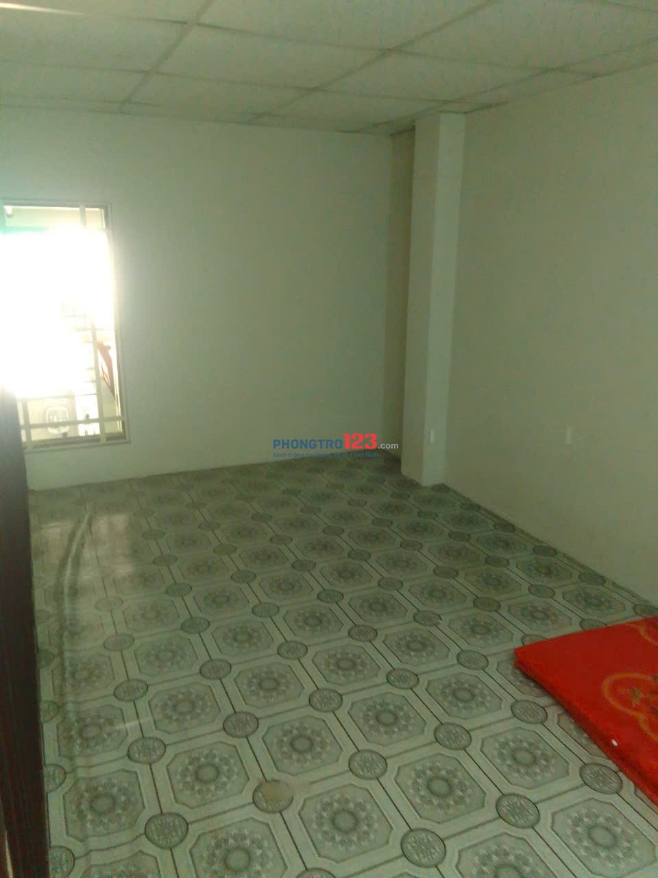 Cho nữ thuê phòng (Q7/lối đi chung với chủ)