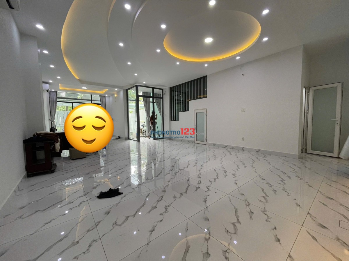 Cho thuê mặt bằng tầng trệt gần mầm non sơn ca, DT 80m2, 2 cửa vào, 1 tolet, 1 sân sau