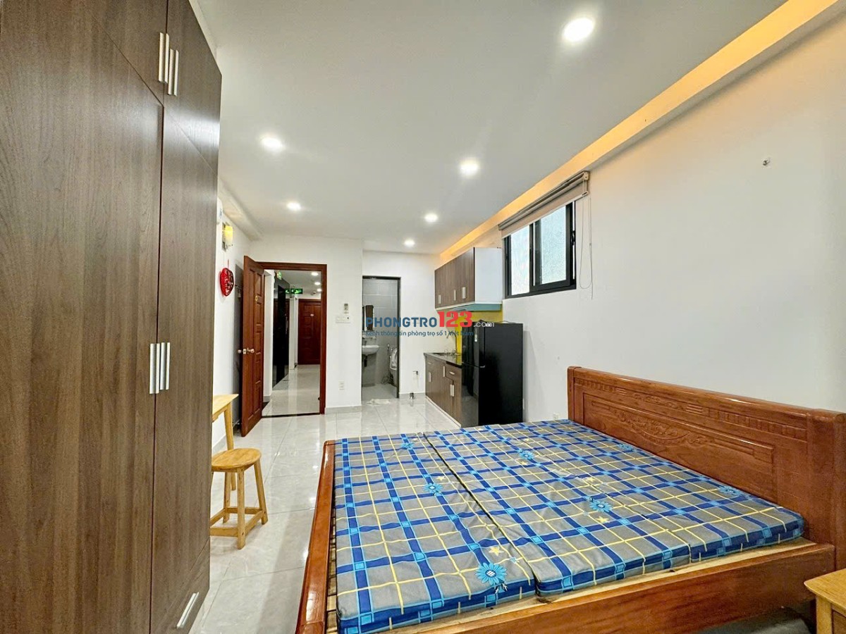 Cho Thuê Căn Hộ Studio Cao Cấp - Full Nội Thất - Ban Công - Thang Máy - Bảo Vệ - Gần Chợ Bà