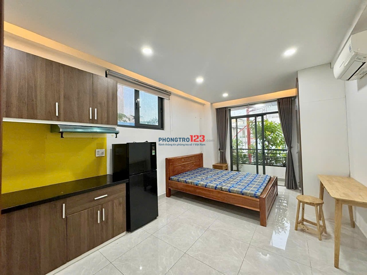 Cho Thuê Căn Hộ Studio Cao Cấp - Full Nội Thất - Ban Công - Thang Máy - Bảo Vệ - Gần Chợ Bà