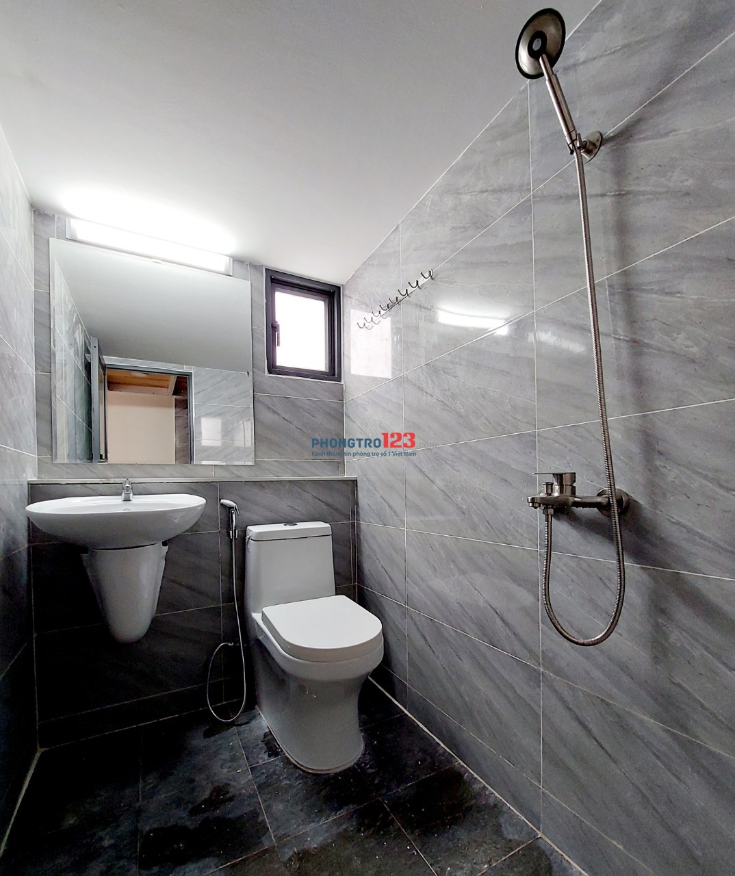 PHÒNG GÁC DUPLEX MỚI NHƯ HÌNH NGAY CV GIA ĐỊNH
