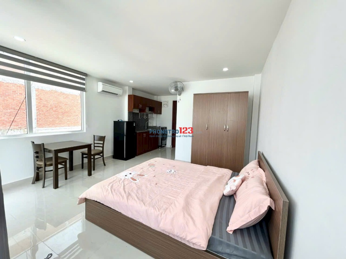 Cho thuê Phòng 38m2 Cửa sổ trời to, tách bếp - Điện Biên Phủ, Bình Thạnh gần q1, q2, q3, Phú Nhuận