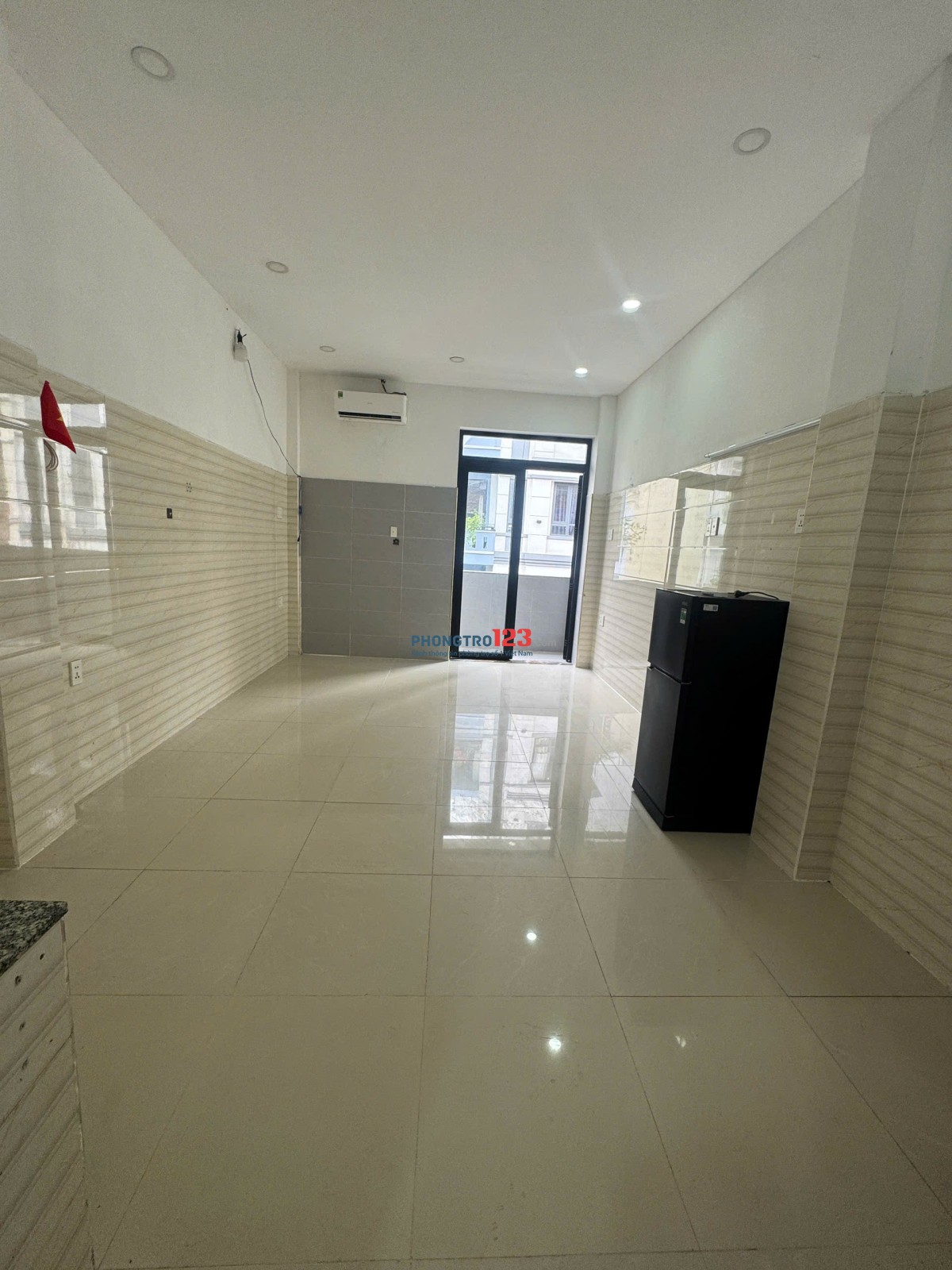 STUDIO GIÁ IU THƯƠNG HƠN NGƯỜI YÊU CỦA BẠN FULL NỘI THẤT