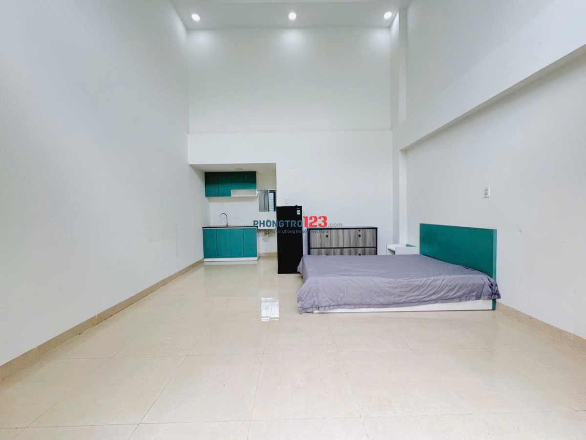 STUDIO SÂN TRƯỚC CÓ LỐI ĐI RIÊNG, PHÒNG MỚI