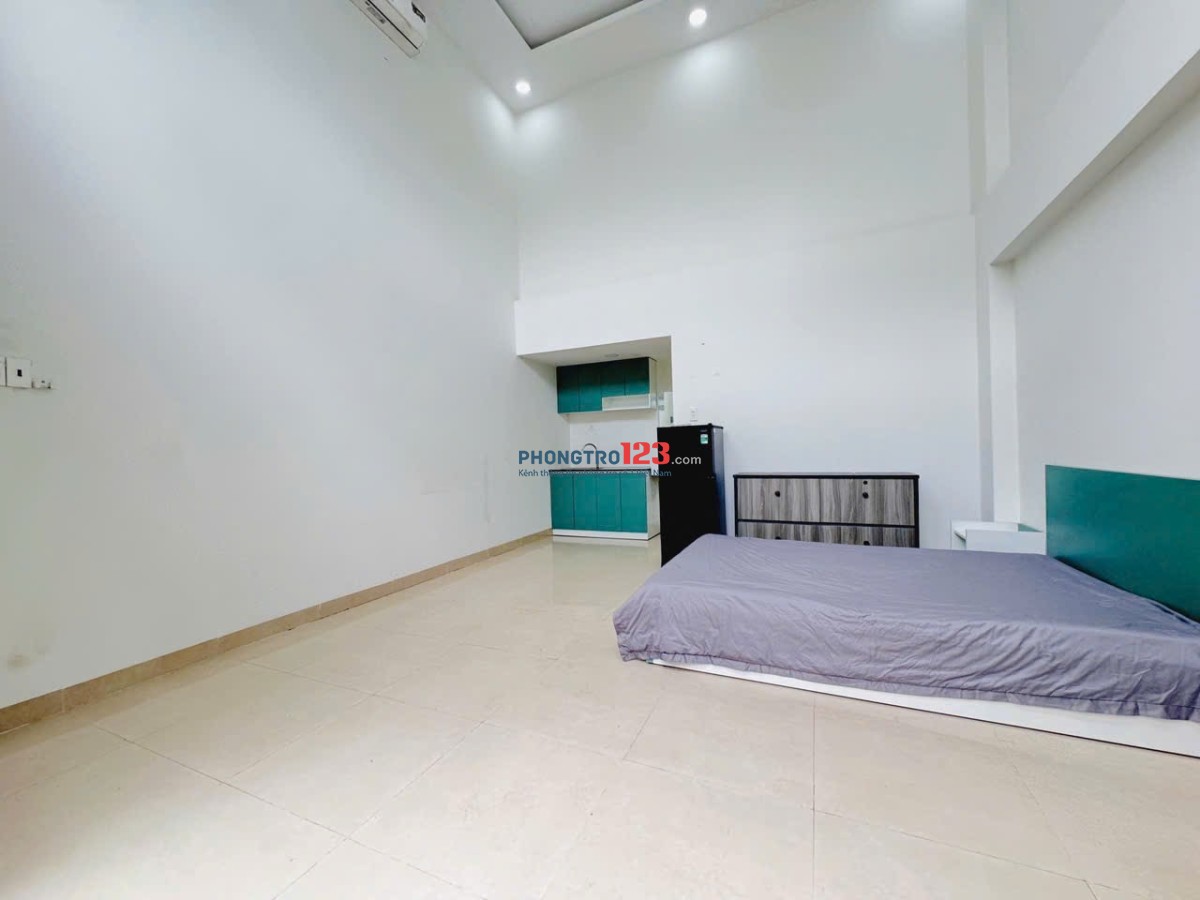STUDIO SÂN TRƯỚC CÓ LỐI ĐI RIÊNG, PHÒNG MỚI