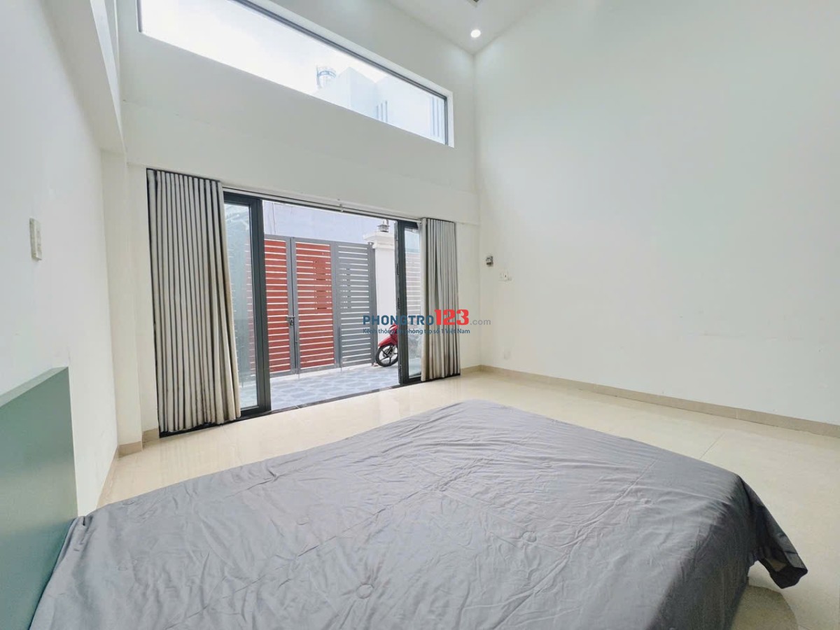 STUDIO SÂN TRƯỚC CÓ LỐI ĐI RIÊNG, PHÒNG MỚI