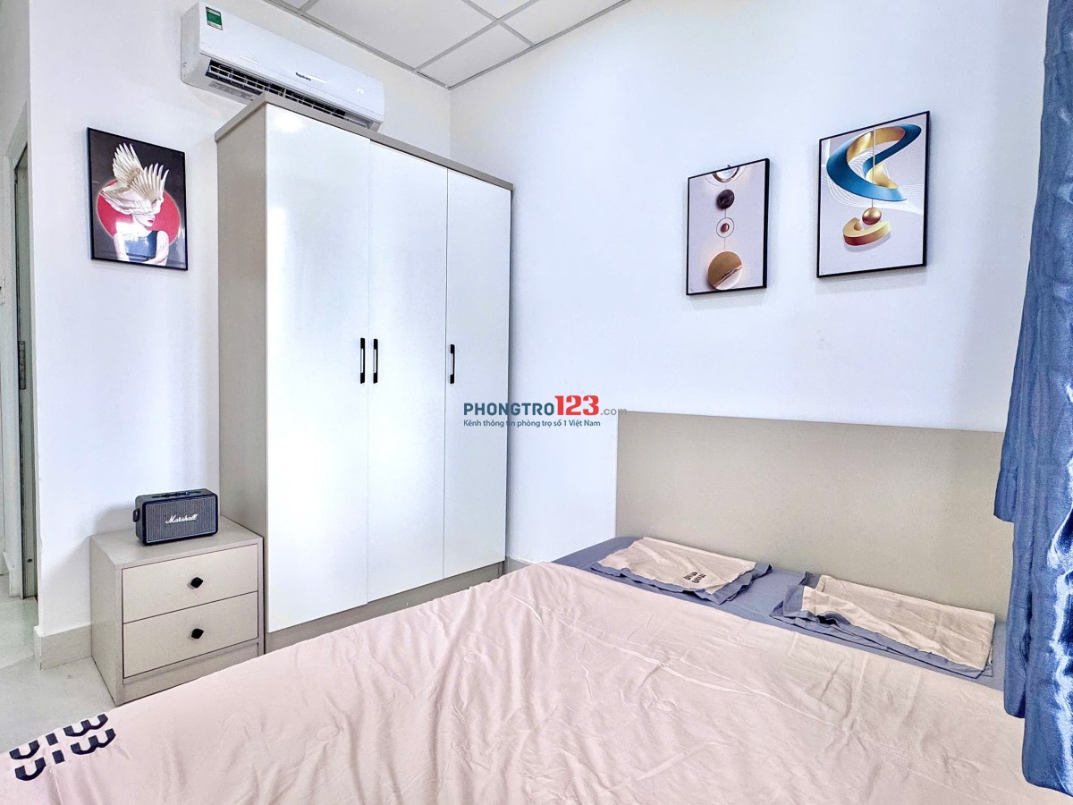 Phòng trọ mới xây nội thất mới 100% tách bếp ban công rộng 28m2 tại Nguyễn Lâm quận Phú Nhuận