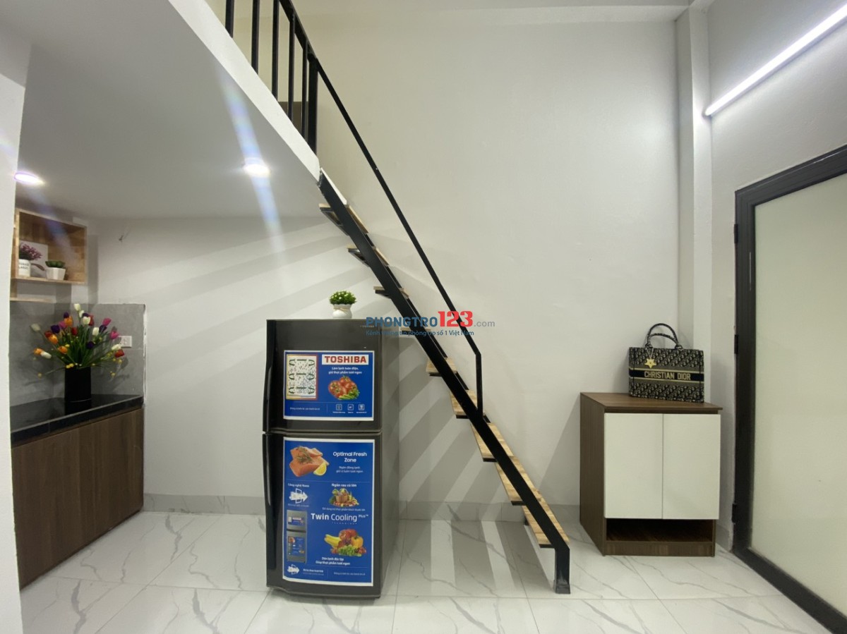 Cho thuê nhà trọ full nội thất, giá 3,3 triệu ở 39 Yên Xá, ngay gần bệnh viện 103, Bỏng, KDT Xa La