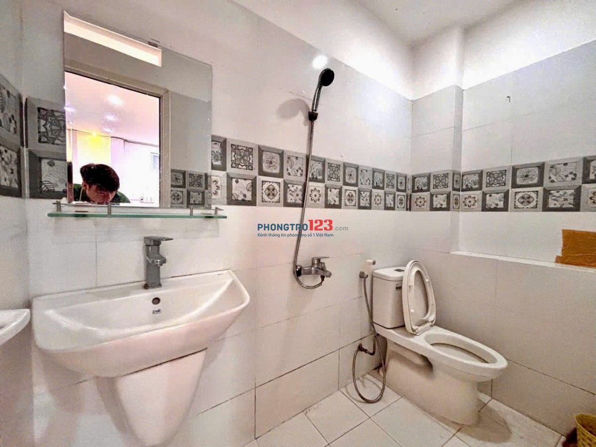 Cho Thuê Phòng Trọ 30m2 Full Nội Thất Quận Bình Thạnh Gần ĐH Văn Lang, Chợ Bà Chiểu, Phan Văn Trị