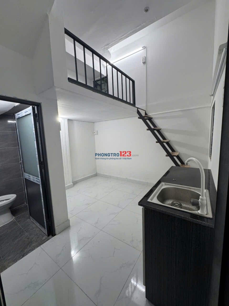 PHÒNG GÁC LỬNG MỚI – SẠCH SẼ – GIÁ RẺ CHỈ 3,5TR