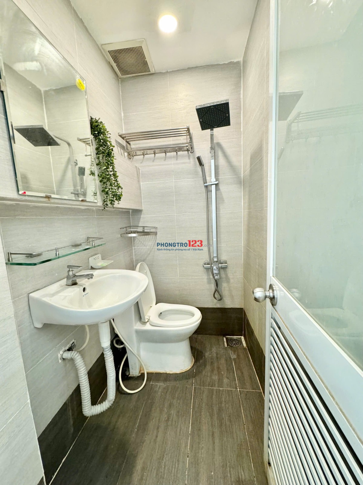 PHÒNG TRỌ SIÊU XINH GIÁ SIÊU YÊU - 30 Nguyễn Cửu Vân, BT. Gần ĐH UEF, HUTECH, HBU