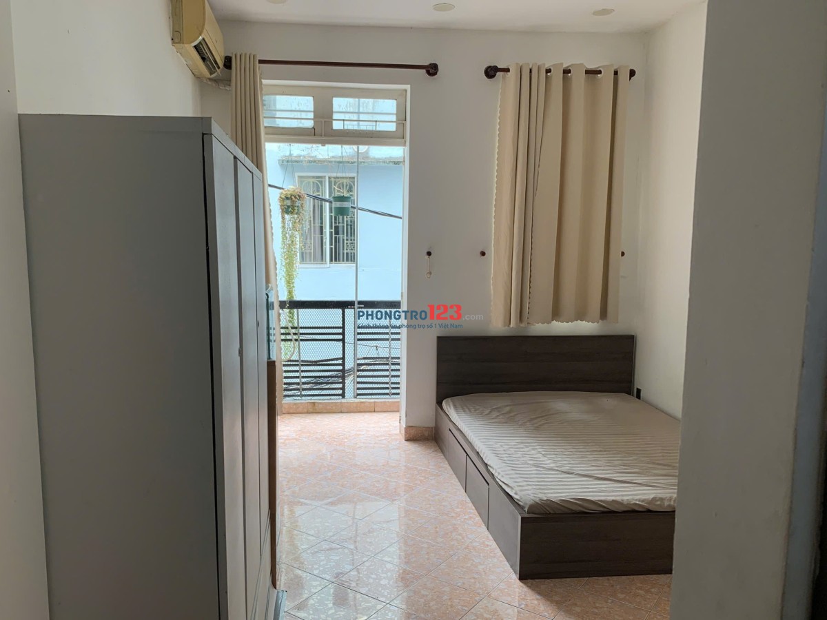 STUDIO BAN CÔNG LẦU 1 - NỘI THẤT ĐẦY ĐỦ - ĐƯỢC NUÔI PET