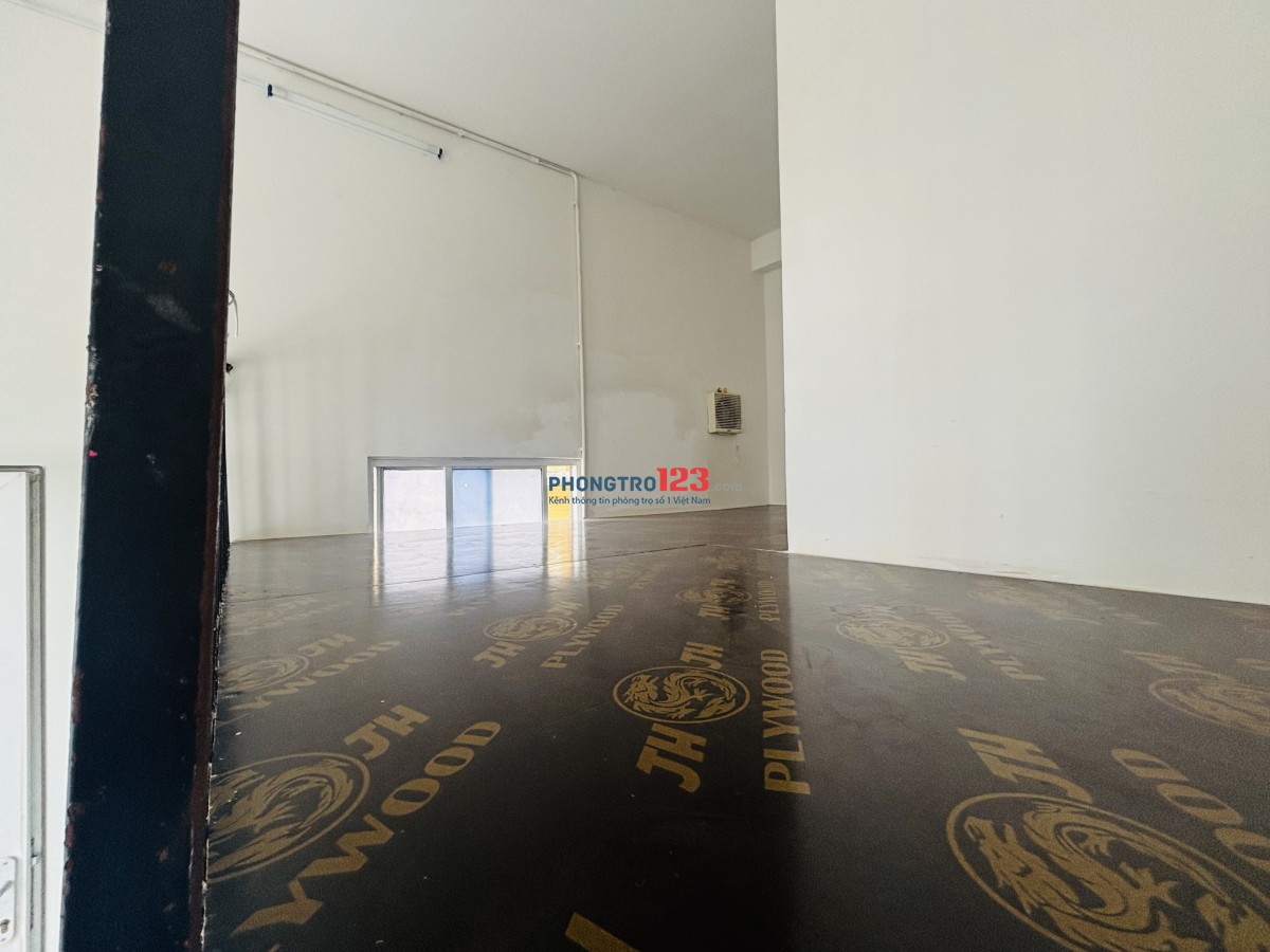 TRỐNG LẠI 1 CĂN NGAY TẠI TÂN SƠN NHÌ, TÂN PHÚ SẴN GÁC VÀ KỆ BẾP
