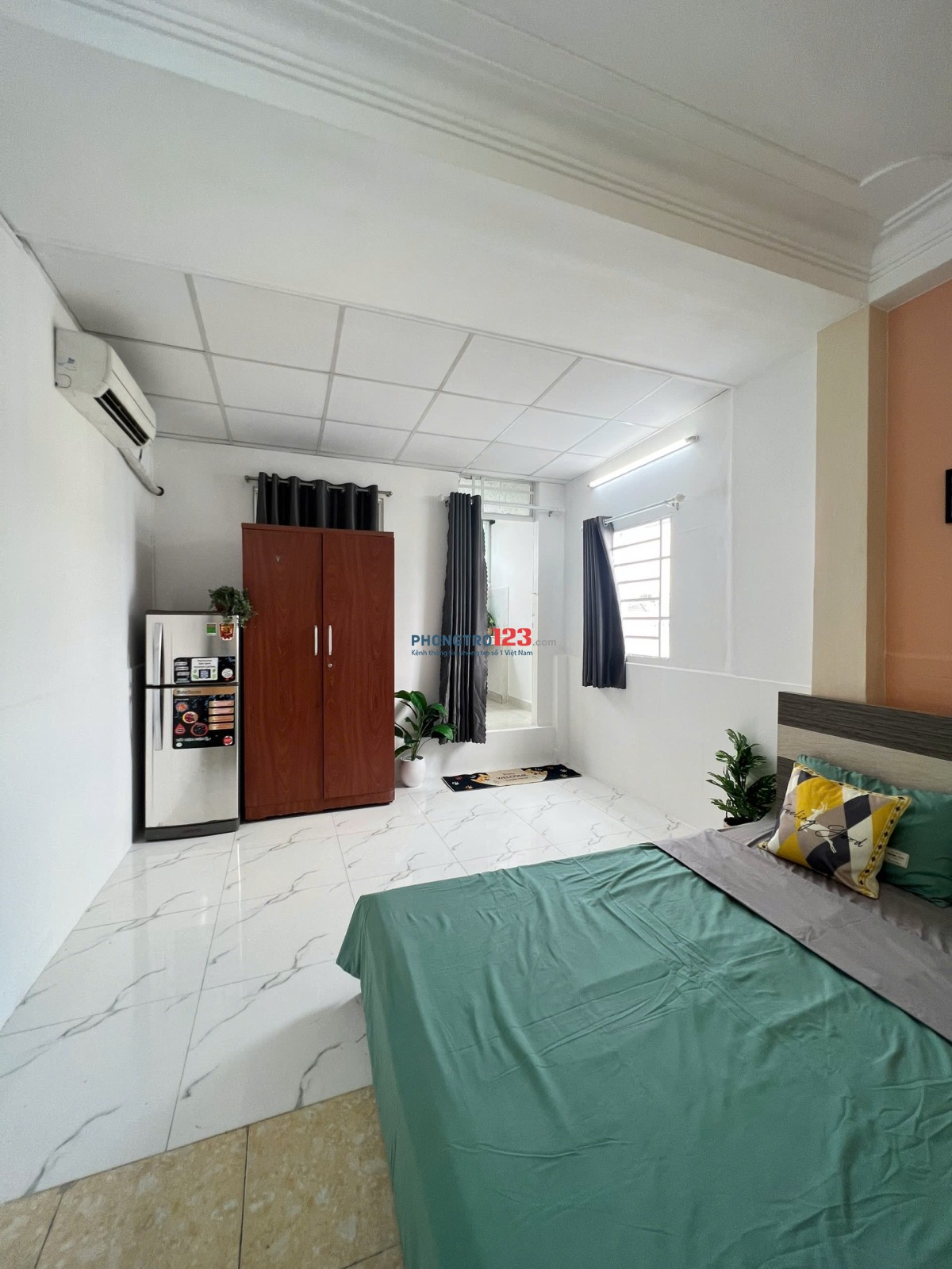 Studio 32m2 Tách Bếp, Full Nội Thất, Ban Công Sau Ở Đường Ngô Đức Kế Bình Thạnh