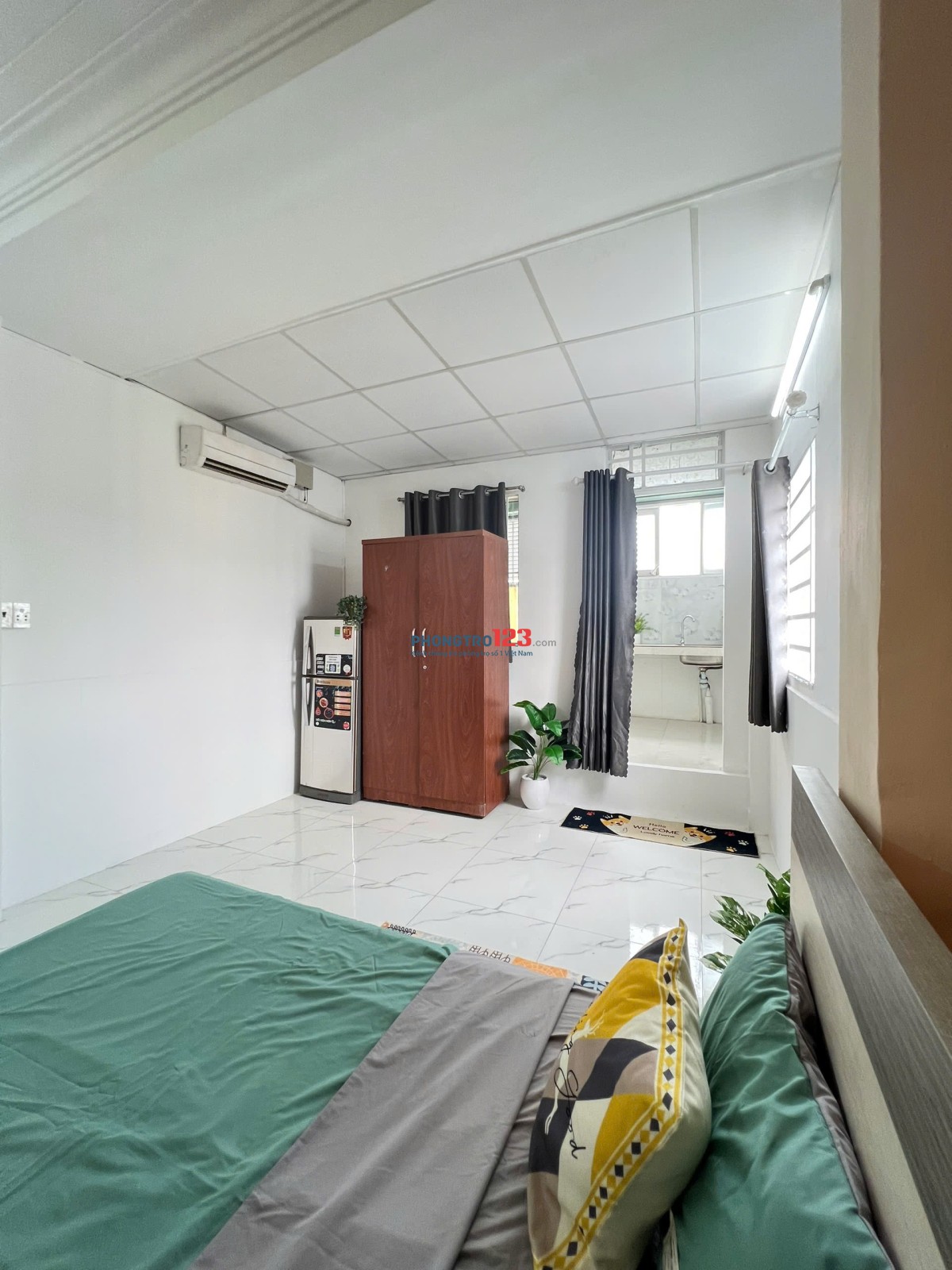 Studio 32m2 Tách Bếp, Full Nội Thất, Ban Công Sau Ở Đường Ngô Đức Kế Bình Thạnh