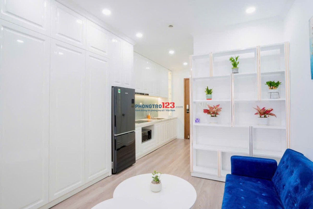 Chung cư Sky Center, Phổ Quang, P2, TB: 1p ngủ, đầy đủ nội thất, 10tr5/th