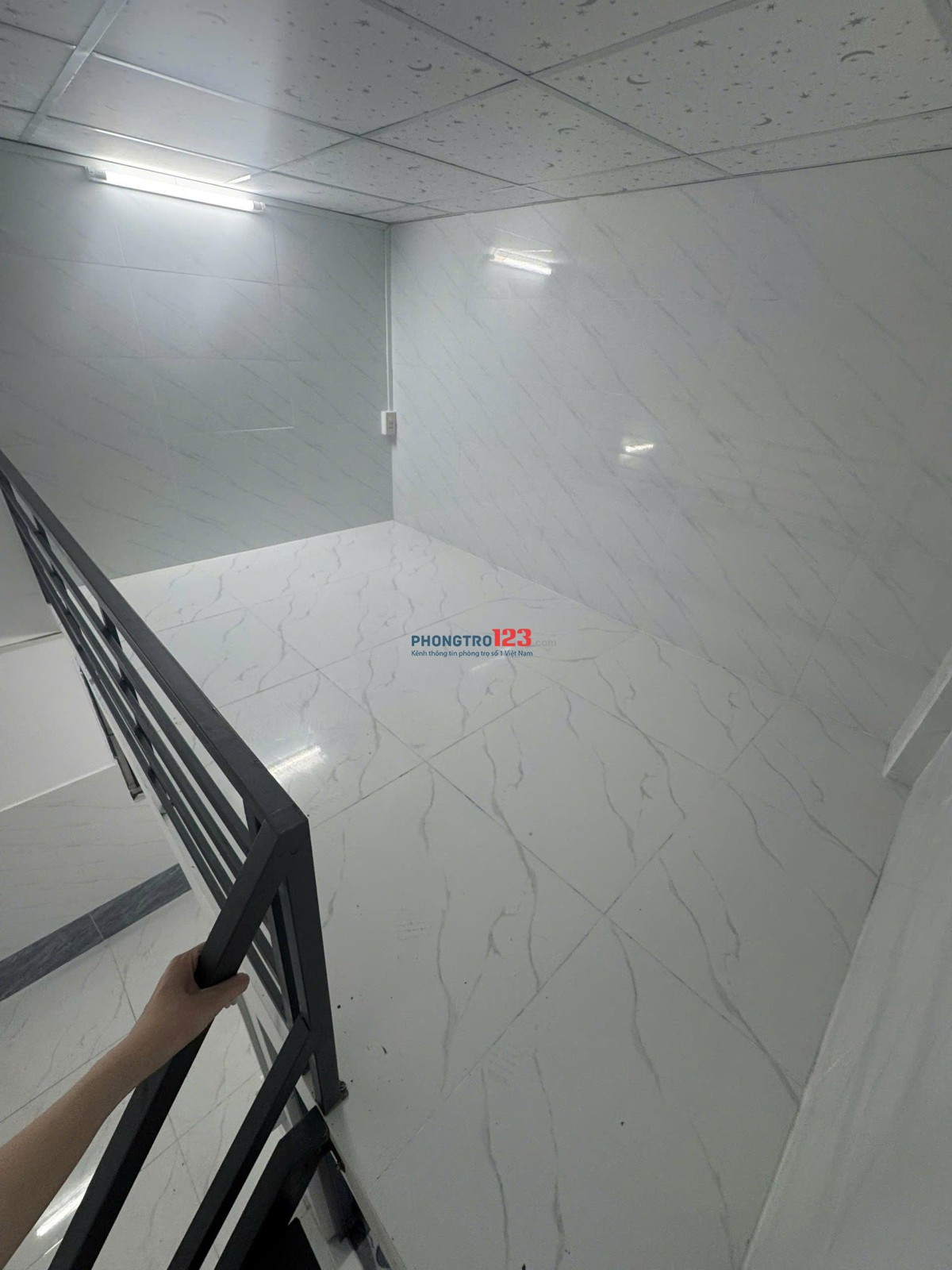 MINI HOUSE TRÊN ĐƯỜNG 30/4 GẦN TRƯỜNG CĐCT VÀ KHU 1 ĐHCT