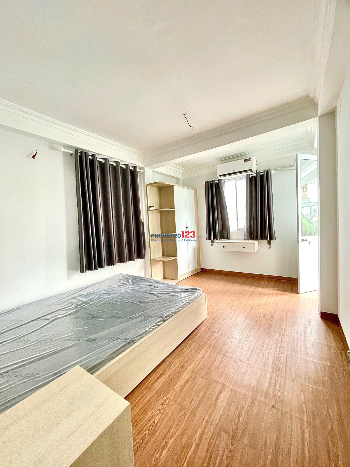 CĂN HỘ 2PN - BAN CÔNG FULL TẦNG - NGAY KHU ẨM THỰC VẠN KIẾP