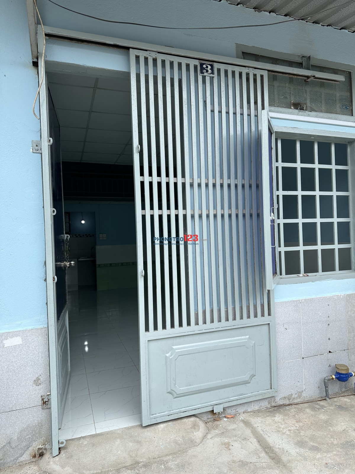 Phòng cho thuê giá rẻ , mặt tiền hẻm , trệt
