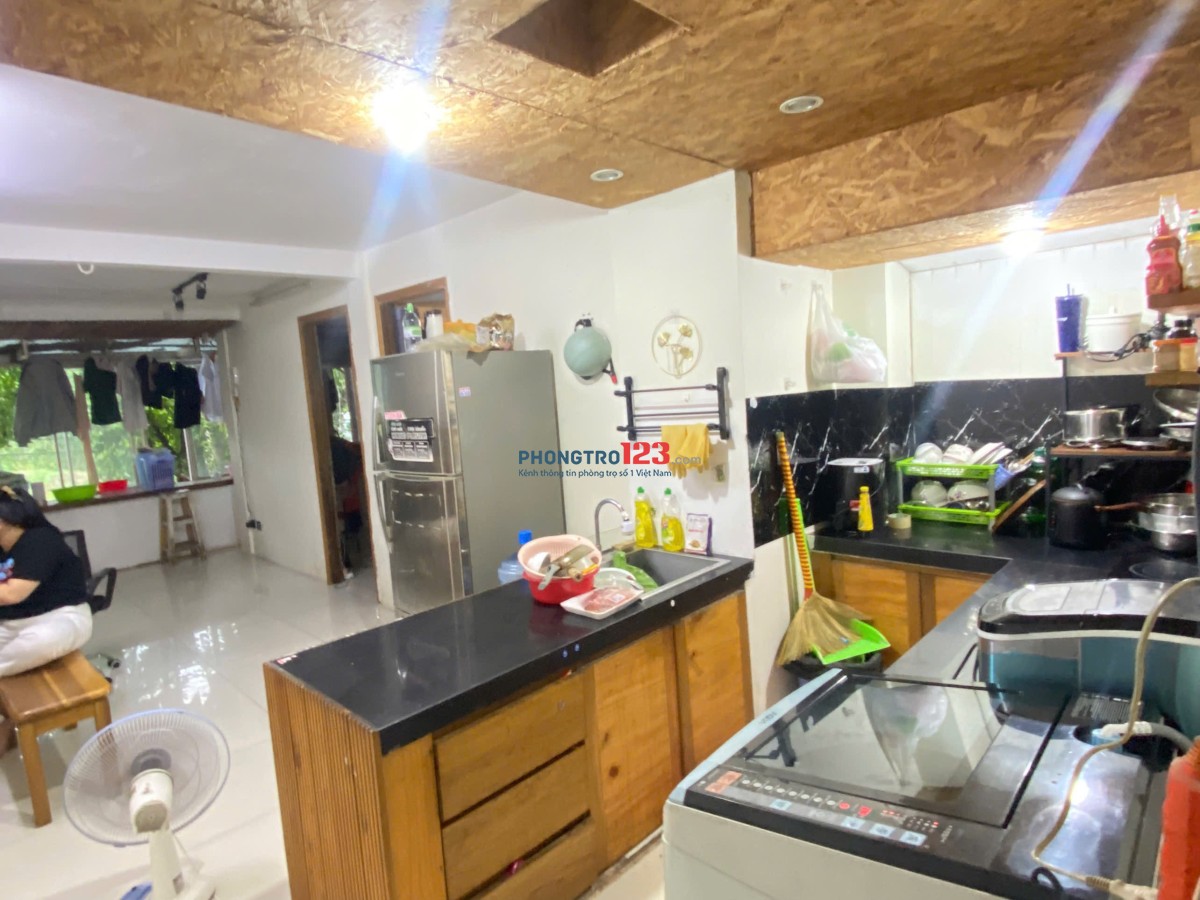 Tìm nữ ở ghép trong căn hộ 2 phòng ngủ ( 3ng/phòng). Lô 8 cư xá thanh đa bình thạnh (giường tầng)
