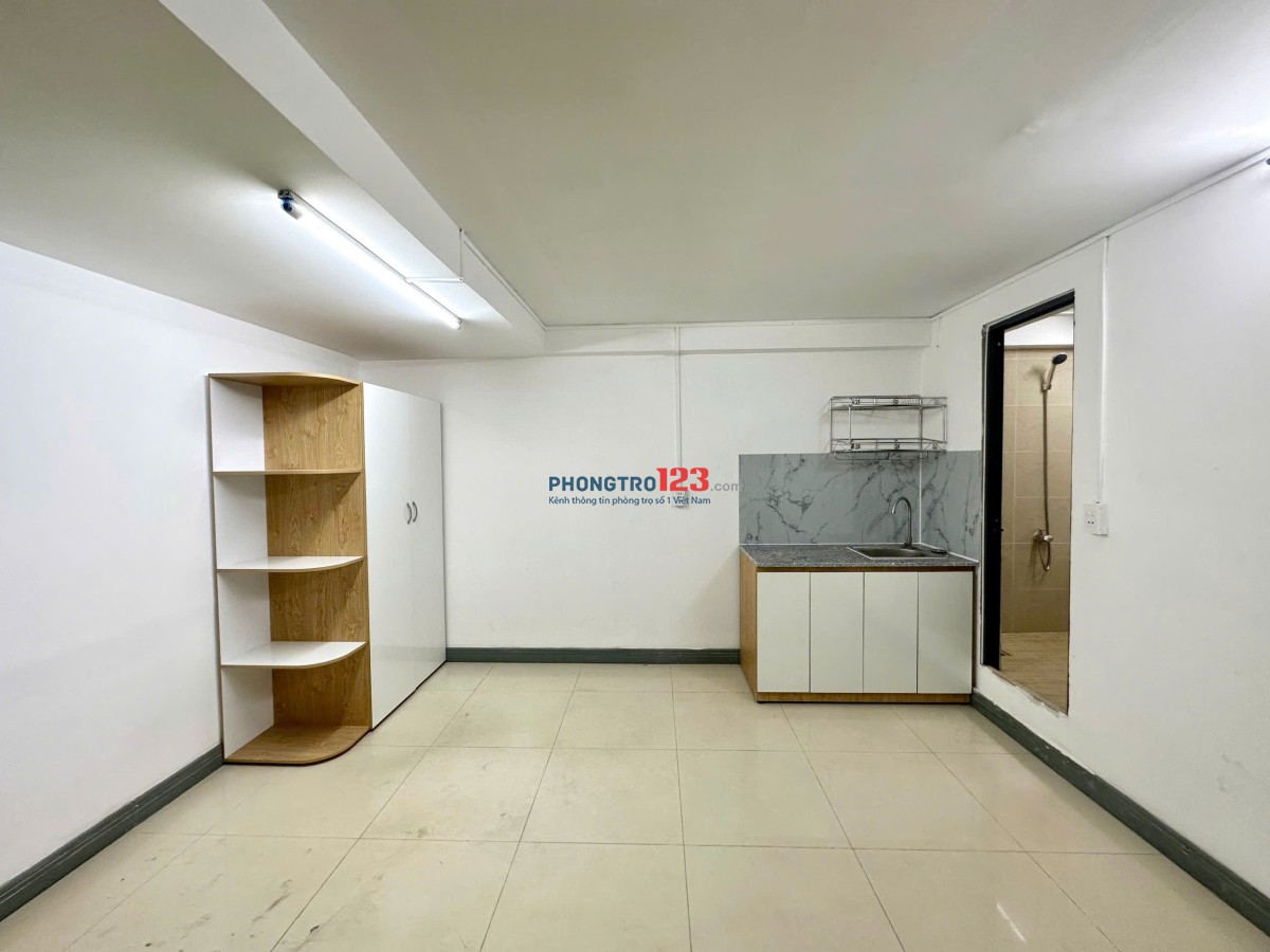 Phòng Căn hộ Studio đủ nội thất cao cấp 224/20 Lý Thường Kiệt Q.10