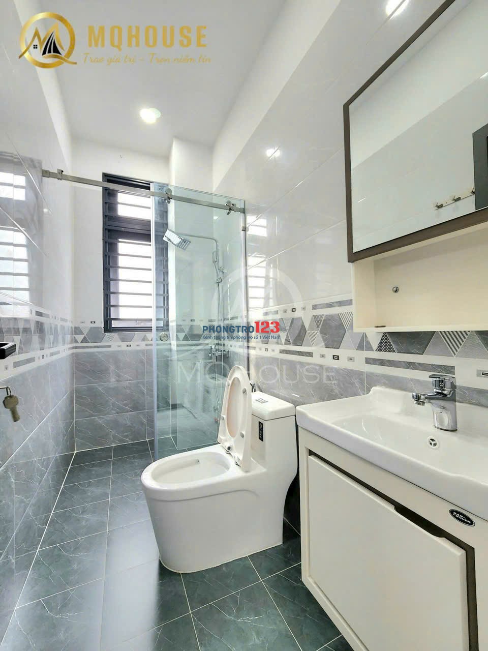  CĂN HỘ FULL NỘI THẤT – BAN CÔNG THOÁNG – BẾP TÁCH RIÊNG 