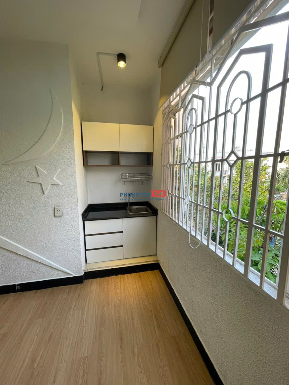 Ở Ngay! Phòng TRỌ MỚI TINH, 30m2 Đầy Đủ Nội Thất - Giá TỐT Đặng Thùy Trâm Bình Thạnh