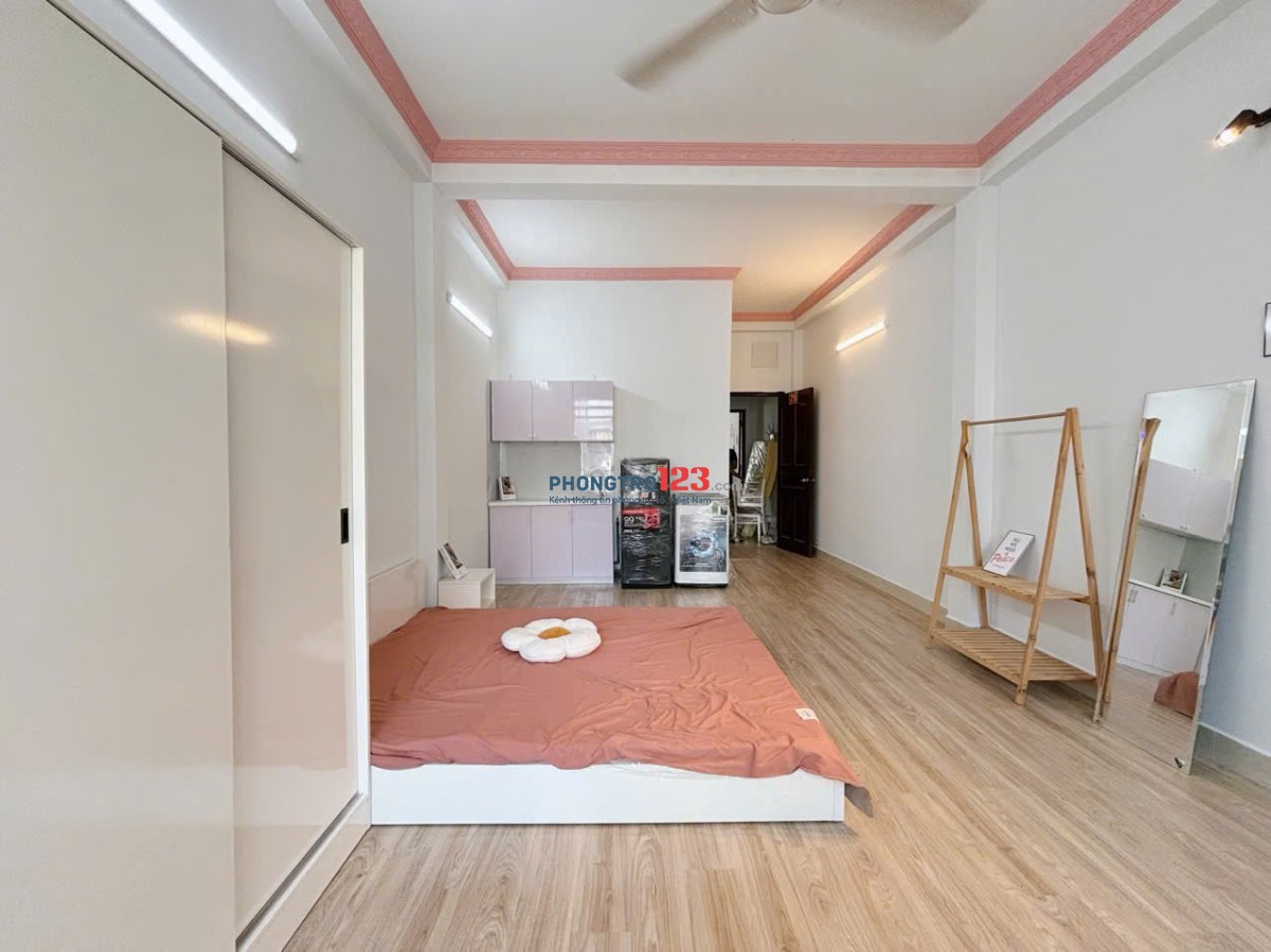 CĂN HỘ STUDIO CÓ BAN CÔNG, FULL NỘI THẤT Ở TRUNG TÂM Q7, GIÁ ĐANG ĐƯỢC ƯU ĐÃI HỖ TRỢ KH THIỆN CHÍ