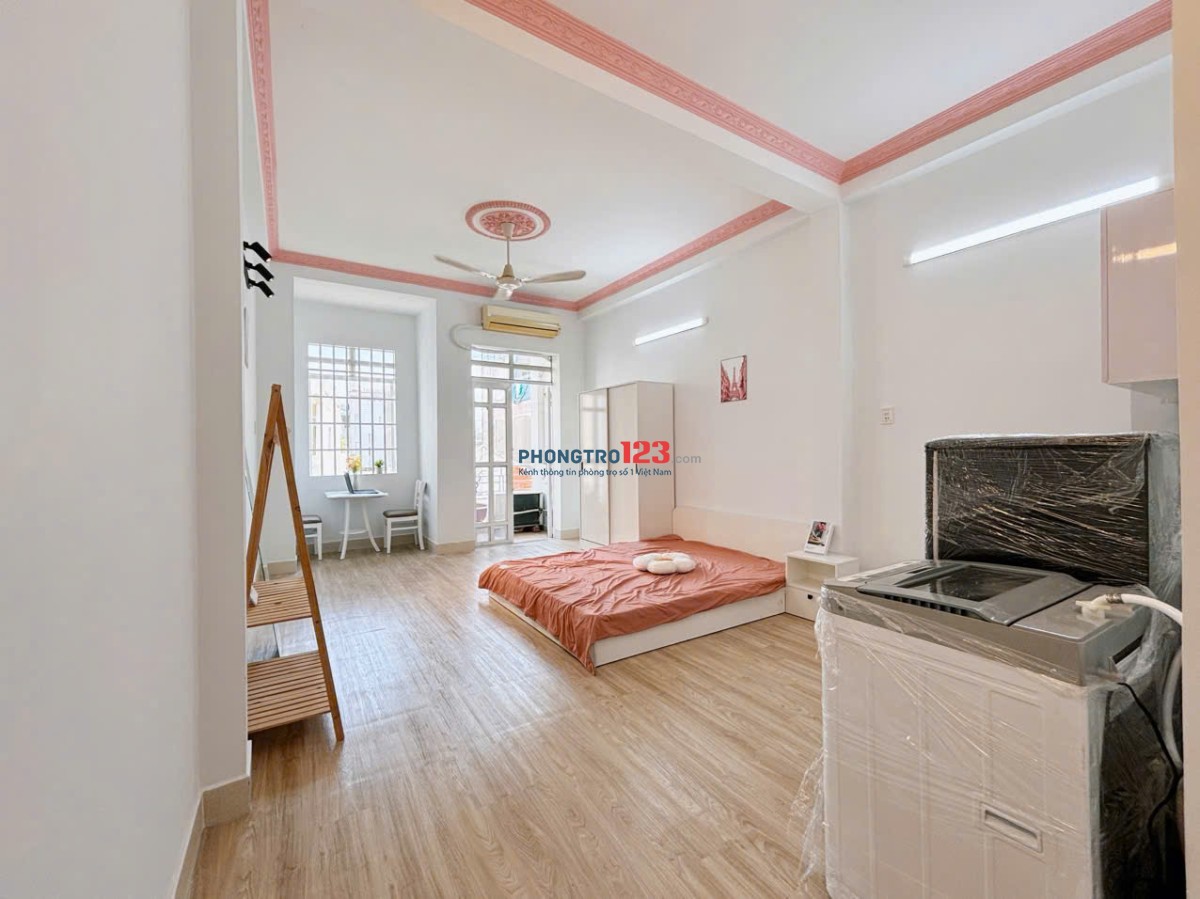 CĂN HỘ STUDIO CÓ BAN CÔNG, FULL NỘI THẤT Ở TRUNG TÂM Q7, GIÁ ĐANG ĐƯỢC ƯU ĐÃI HỖ TRỢ KH THIỆN CHÍ