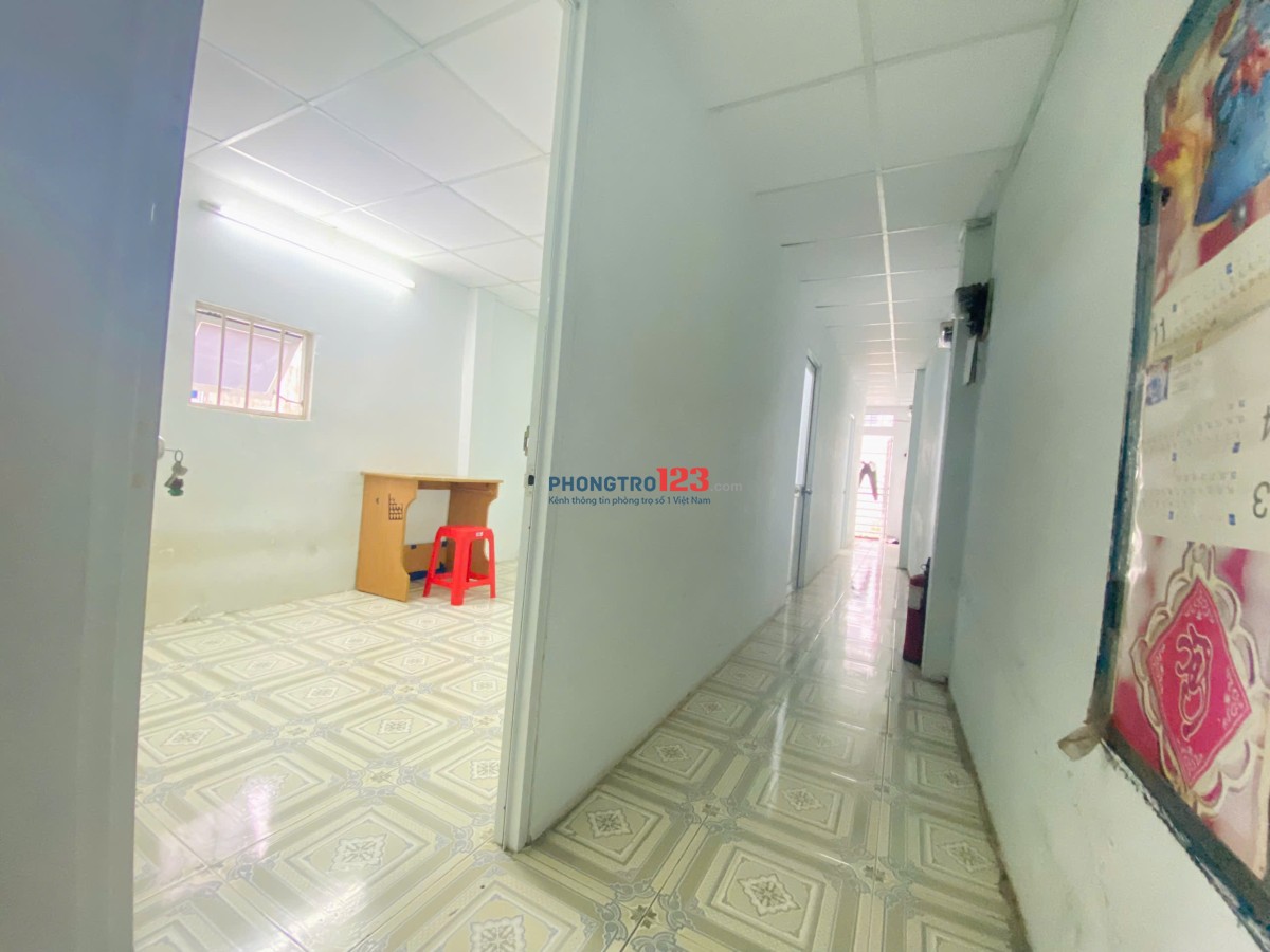 Cho thuê phòng trọ đường Cách Mạng Tháng Tám, phường 15, quận 10. Phòng sạch sẽ, khu vực an ninh