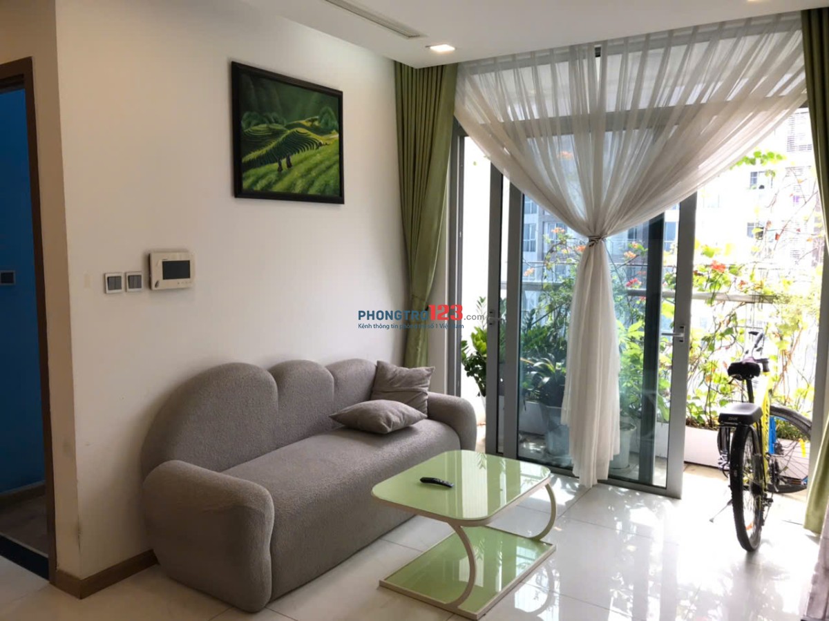 Cho thuê rẻ căn hộ cao cấp 120m2 Vinhome Central Park Bình Thạnh TP.HCM